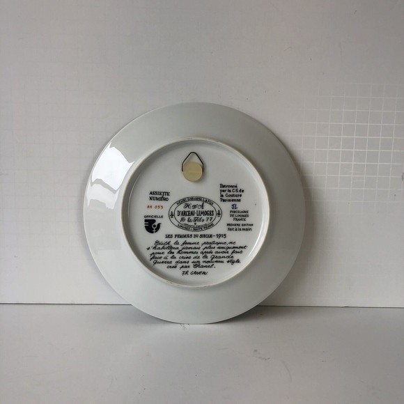 Vintage 1977 D'Arceau Limoges Collectors Plate “Edith La Femme Pratique 1915” - Picture 4 of 6
